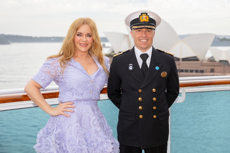 Original The Love Boat star Jill Whelan spreads the love in Australia aboard Royal Princess